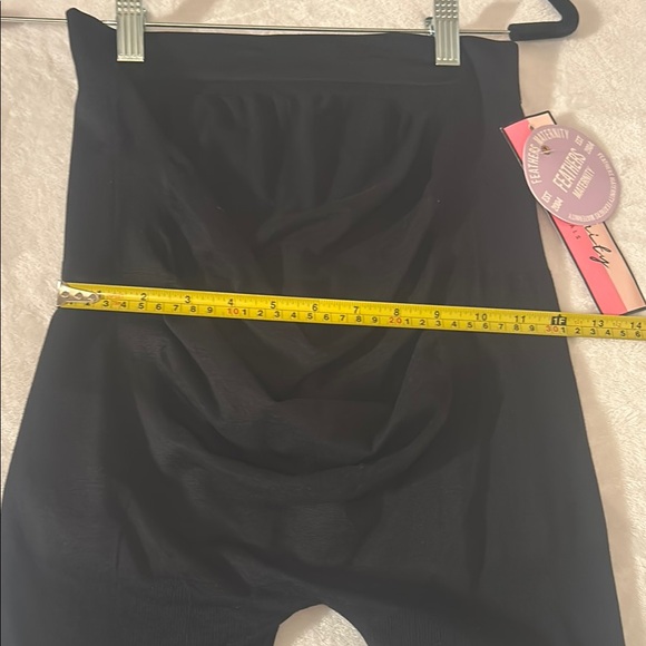 Motherhood Maternity Black Support Shorts - Picture 5 of 8